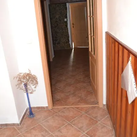Natali Kır Evi Mengusovce