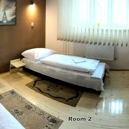 Kır Evi Natali